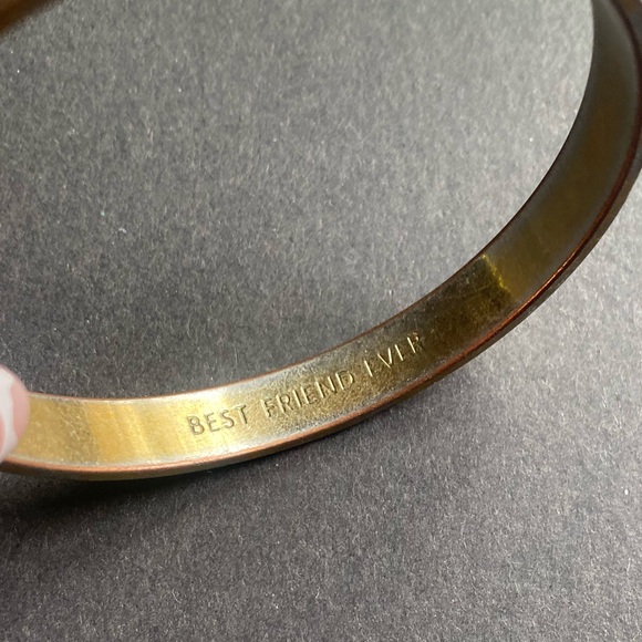 Kate Spade Of New York Best Friend Ever Etchings Gold Tone Bangle Bracelet - Picture 3 of 14